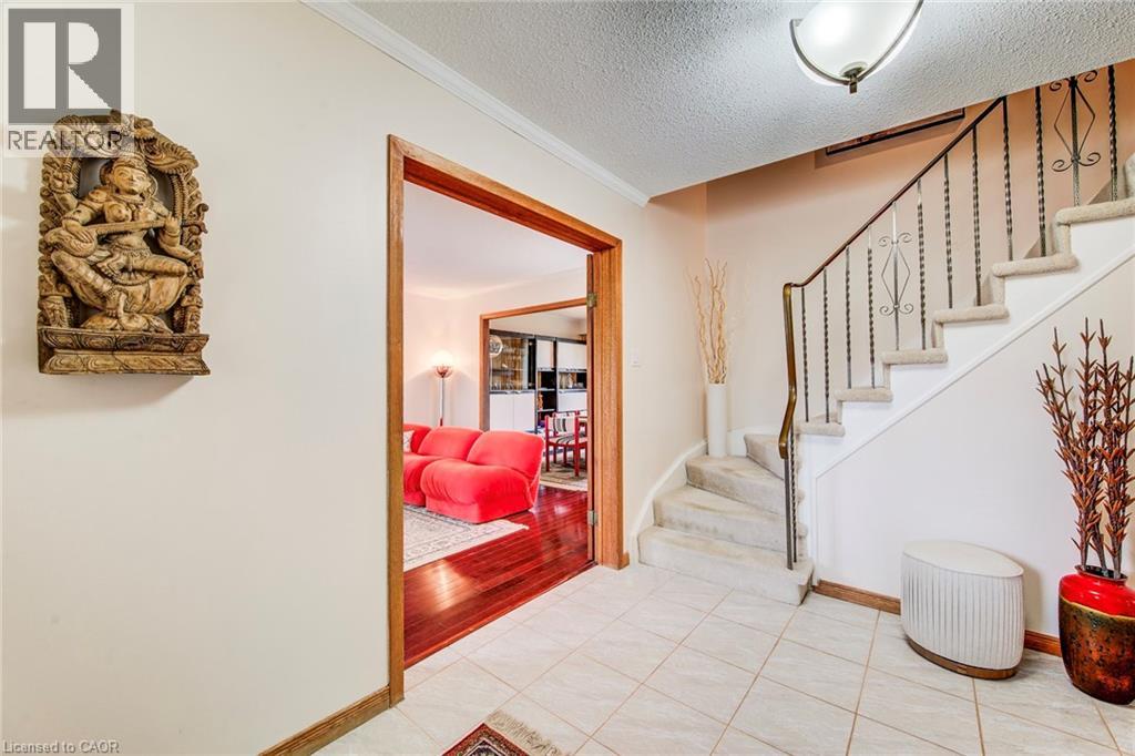 2 BLUE SPRUCE Court, Kitchener, Ontario, N2N1L1 — Photo 24