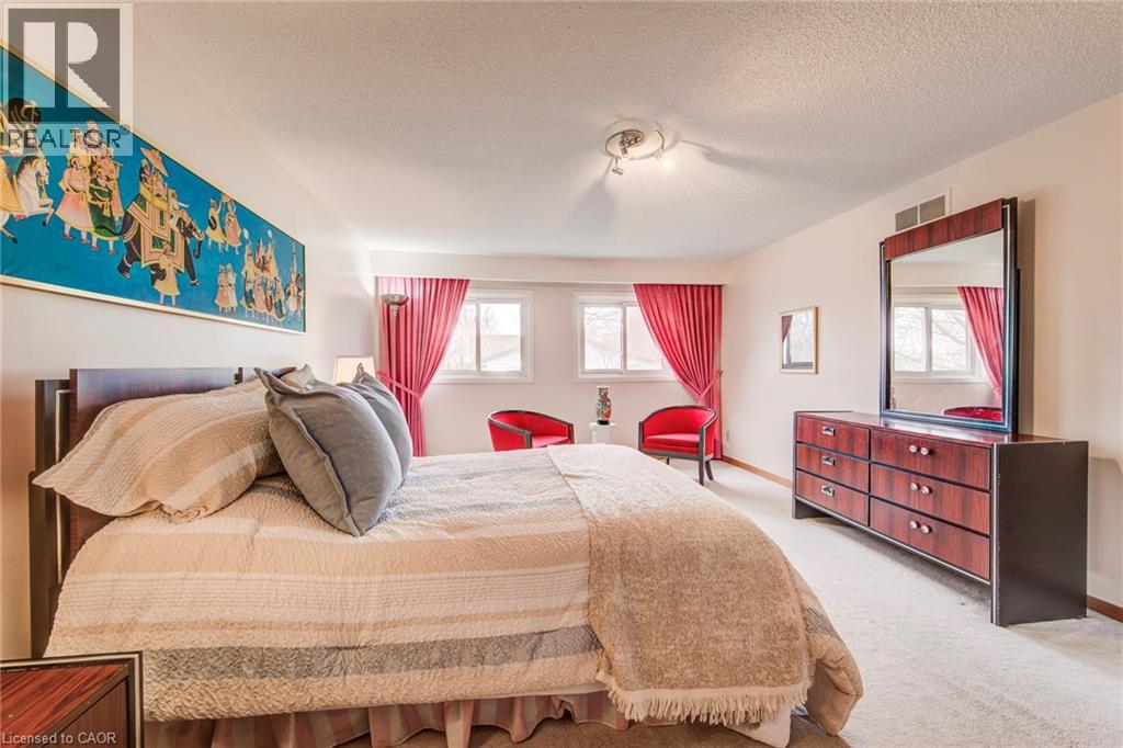 2 BLUE SPRUCE Court, Kitchener, Ontario, N2N1L1 — Photo 26