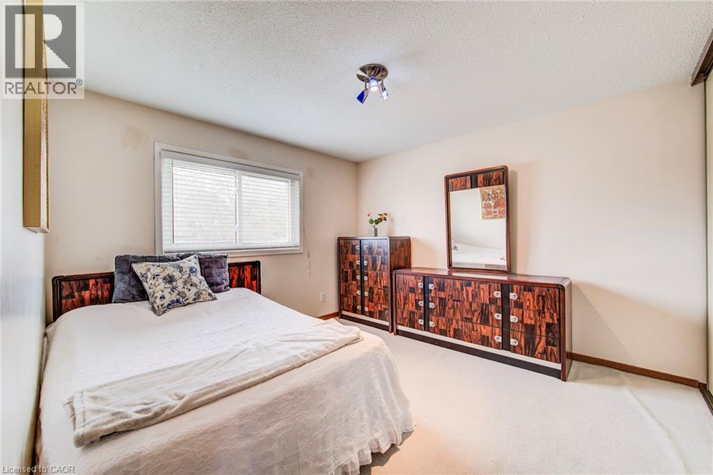 2 BLUE SPRUCE Court, Kitchener, Ontario, N2N1L1 — Photo 28