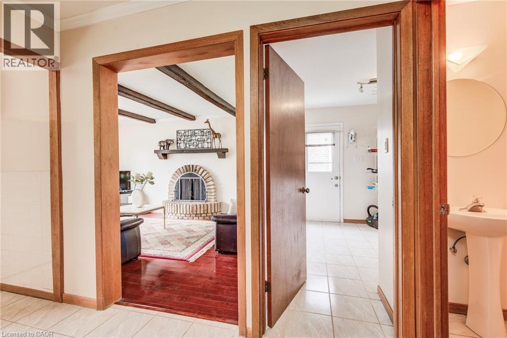 2 BLUE SPRUCE Court, Kitchener, Ontario, N2N1L1 — Photo 31