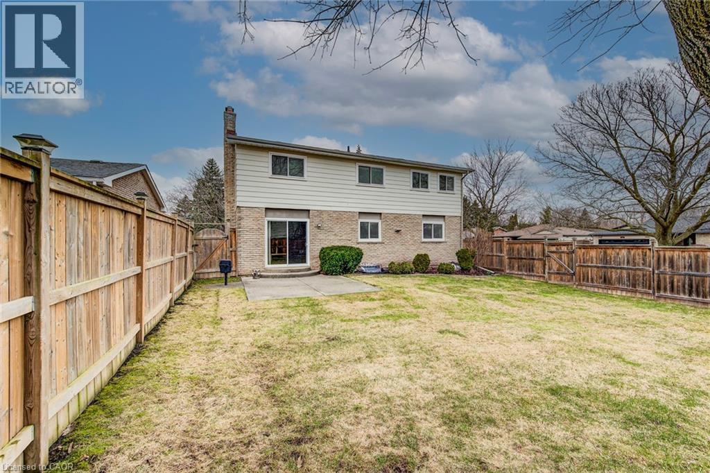 2 BLUE SPRUCE Court, Kitchener, Ontario, N2N1L1 — Photo 34