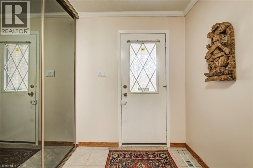 2 BLUE SPRUCE Court, Kitchener, Ontario, N2N1L1 — Photo 38