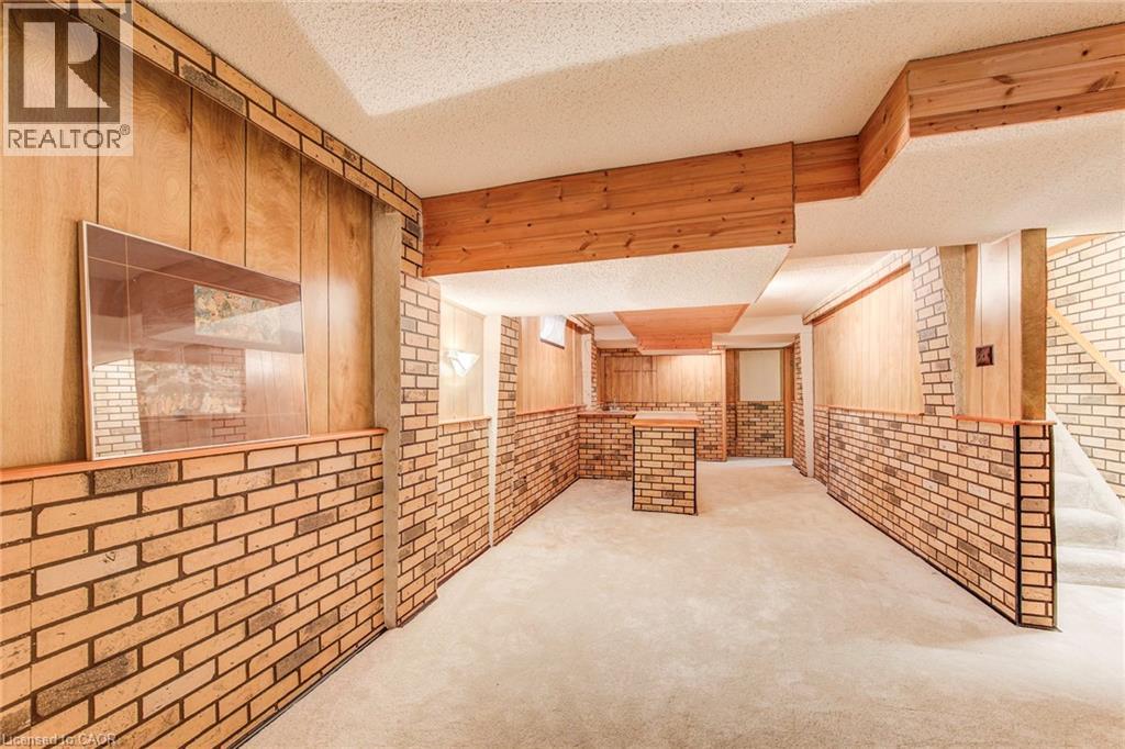 2 BLUE SPRUCE Court, Kitchener, Ontario, N2N1L1 — Photo 6