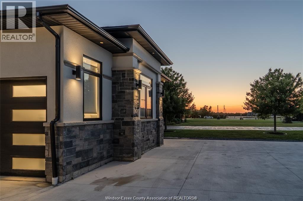 1316 DEER RUN ROAD, Leamington, Ontario, N8H3V7 — Photo 4