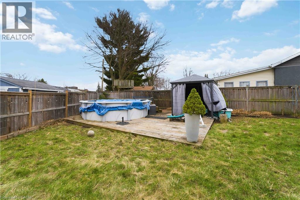 40 NICKERSON Avenue, St. Catharines, Ontario, L2N3M4 — Photo 4