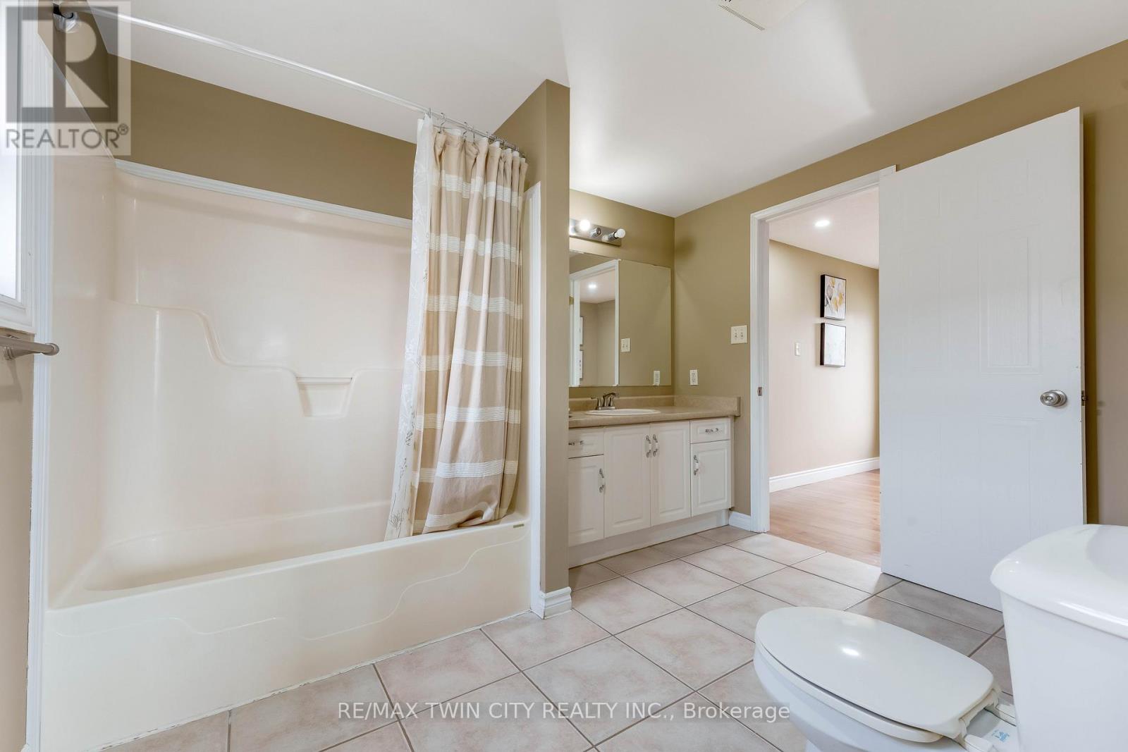 135 VERONICA DRIVE, Kitchener, Ontario, N2A4E6 — Photo 19