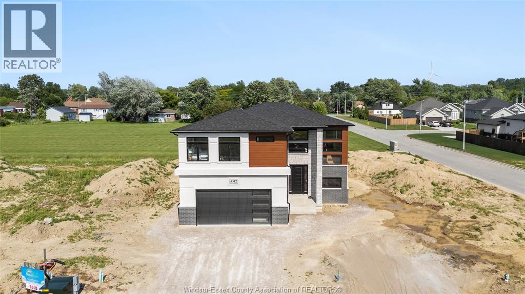 4512 URSULA, Comber, Ontario, N0R1A0 — Photo 7