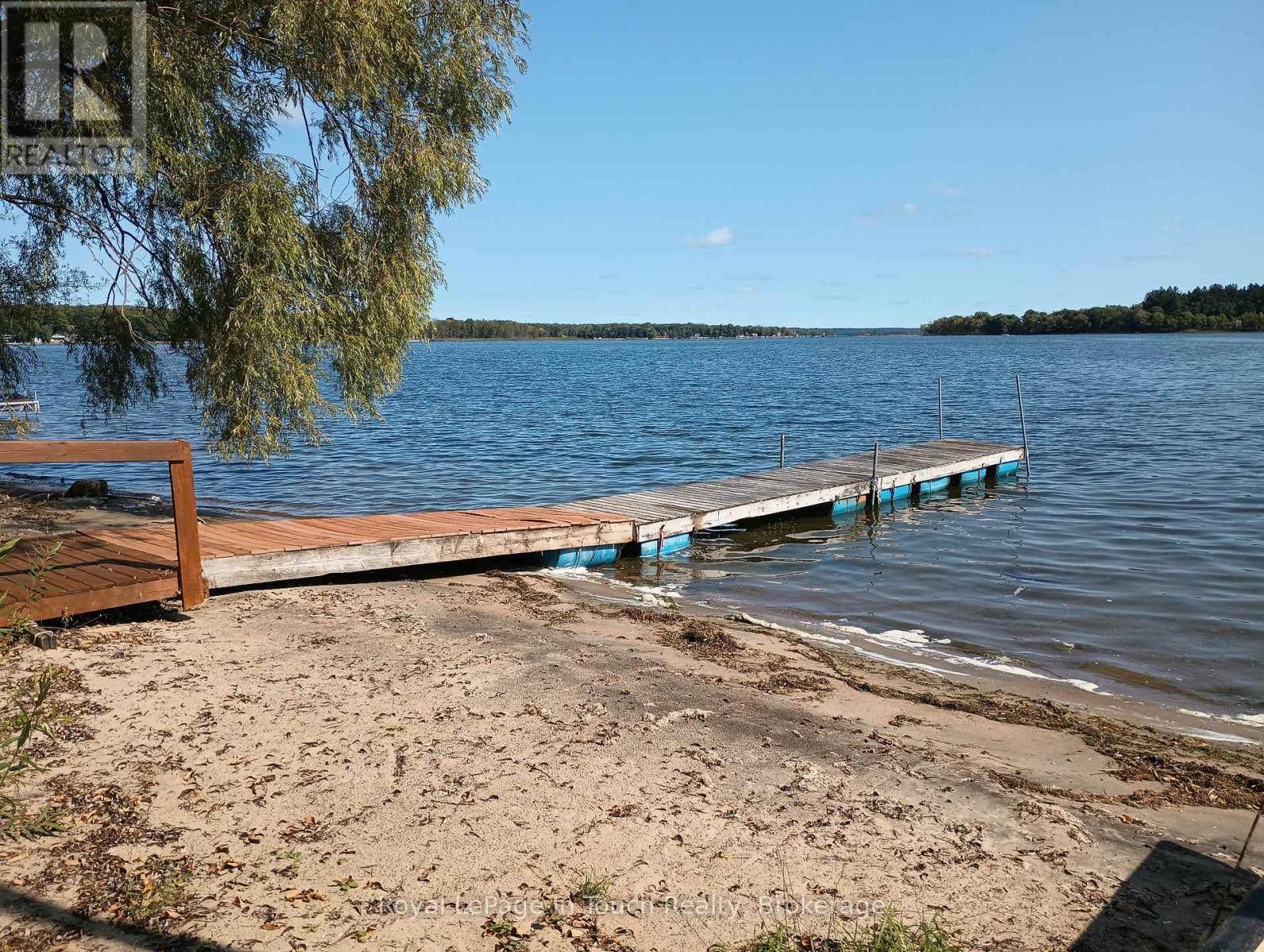 468 CHAMPLAIN ROAD, Penetanguishene, Ontario, L9M1S5 — Photo 2