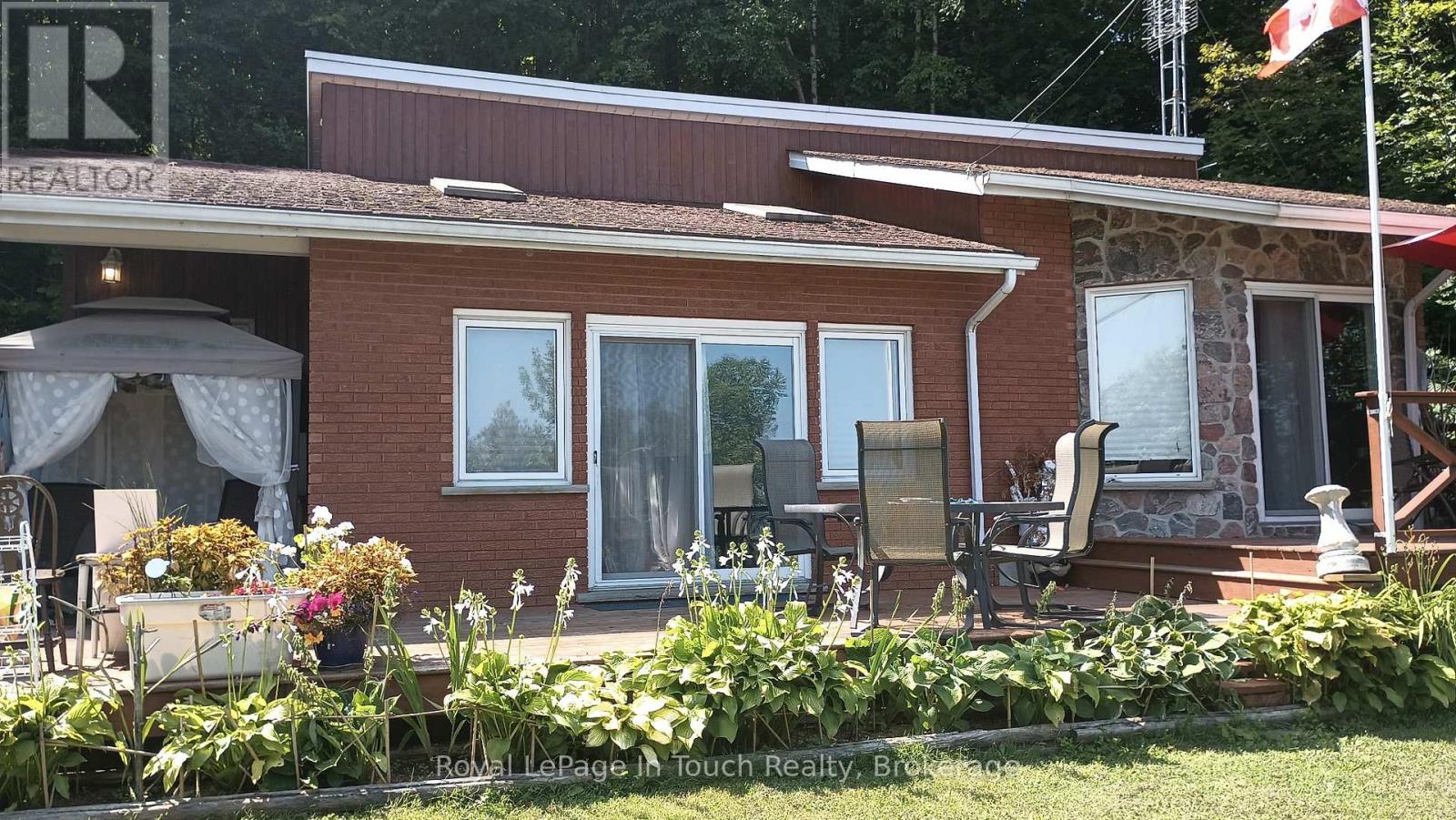 468 CHAMPLAIN ROAD, Penetanguishene, Ontario, L9M1S5 — Photo 6