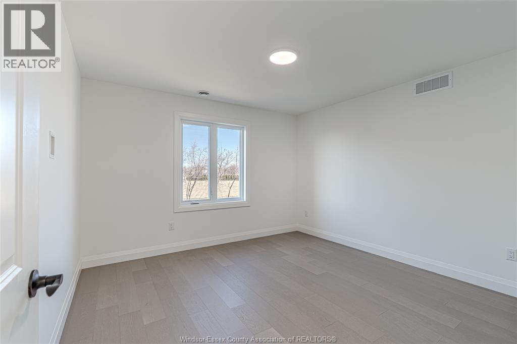 4508 URSULA, Comber, Ontario, N0R1A0 — Photo 5