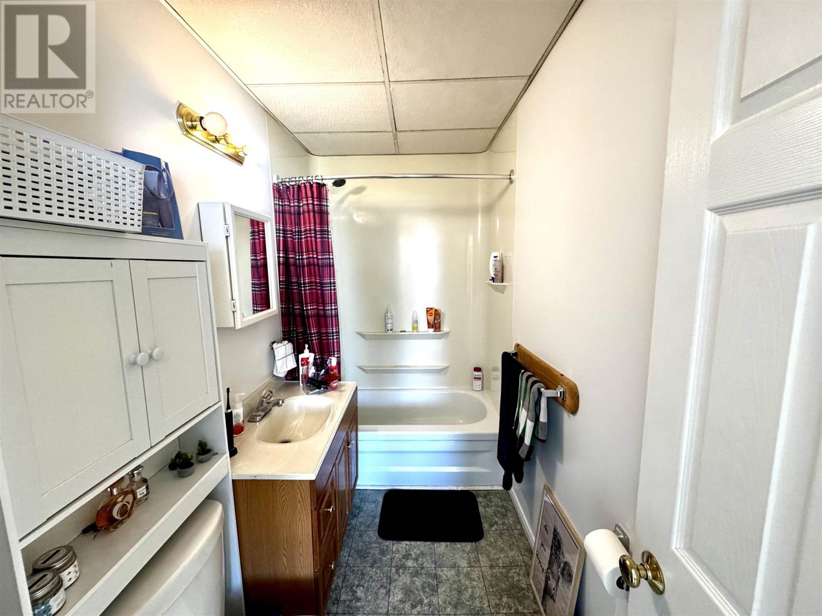 31 - 33 Broadway AVE, Wawa, Ontario, P0S1K0 — Photo 18