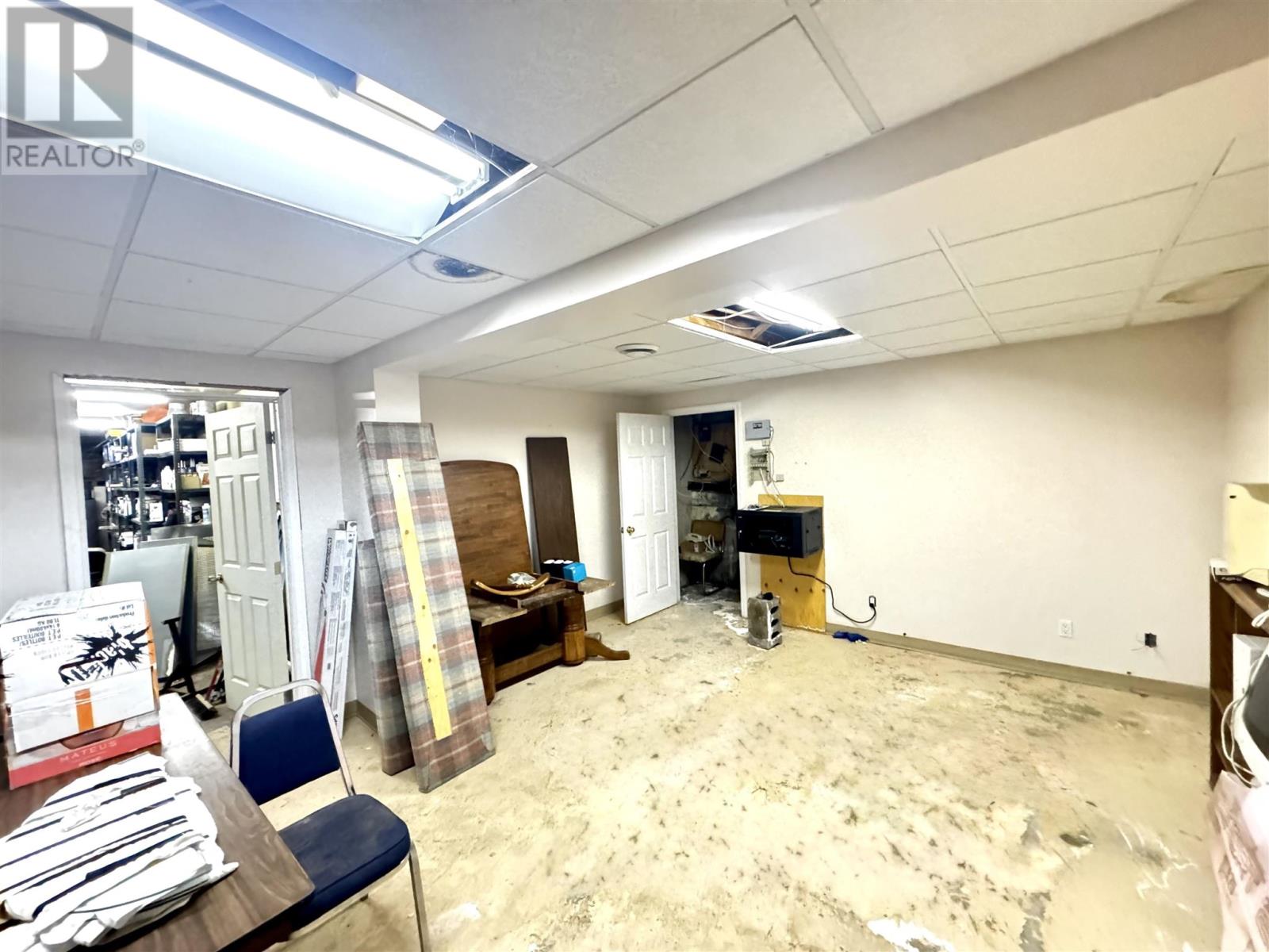 31 - 33 Broadway AVE, Wawa, Ontario, P0S1K0 — Photo 26