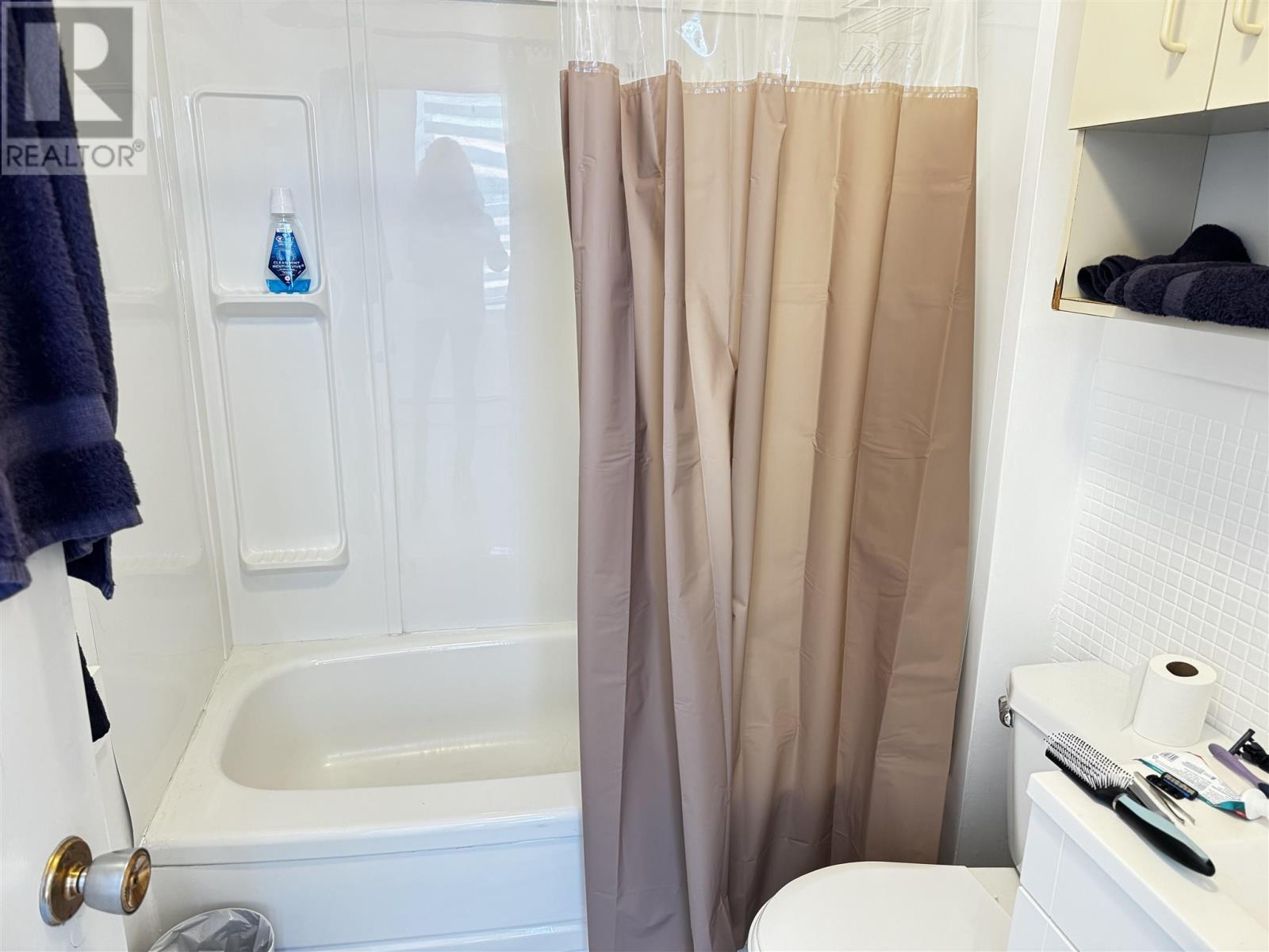 31 - 33 Broadway AVE, Wawa, Ontario, P0S1K0 — Photo 3