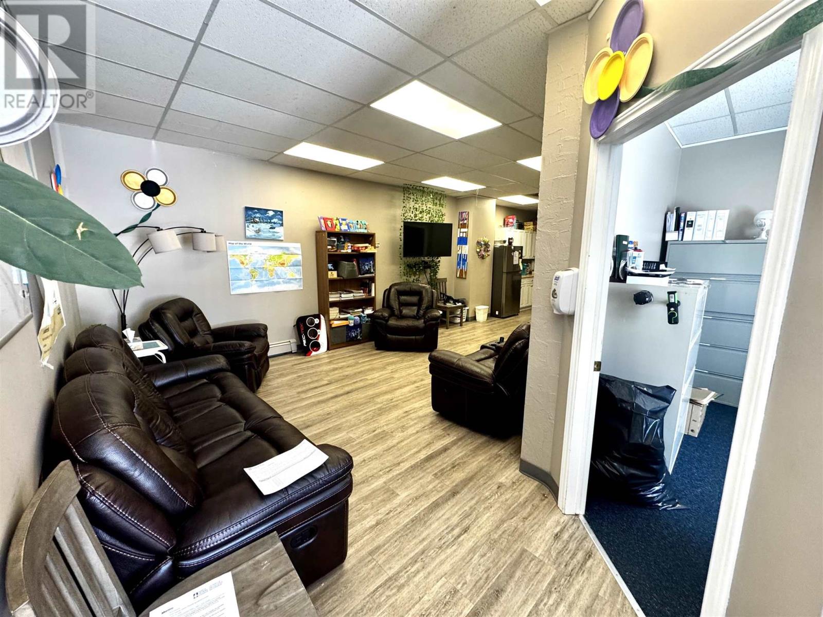 31 - 33 Broadway AVE, Wawa, Ontario, P0S1K0 — Photo 31