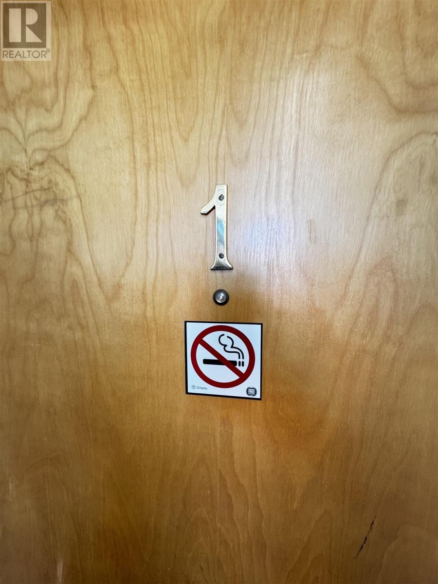 31 - 33 Broadway AVE, Wawa, Ontario, P0S1K0 — Photo 8