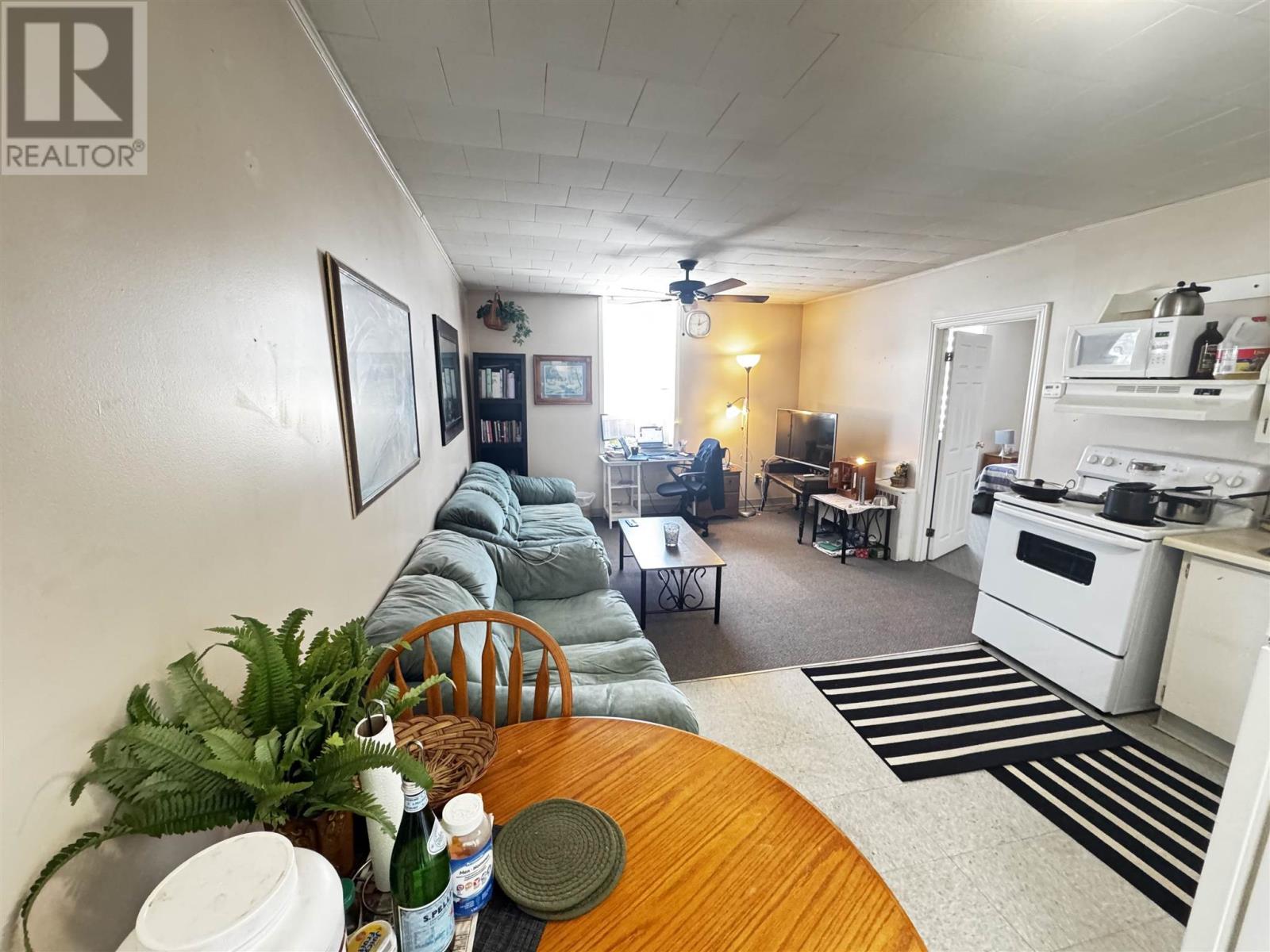 31 - 33 Broadway AVE, Wawa, Ontario, P0S1K0 — Photo 9