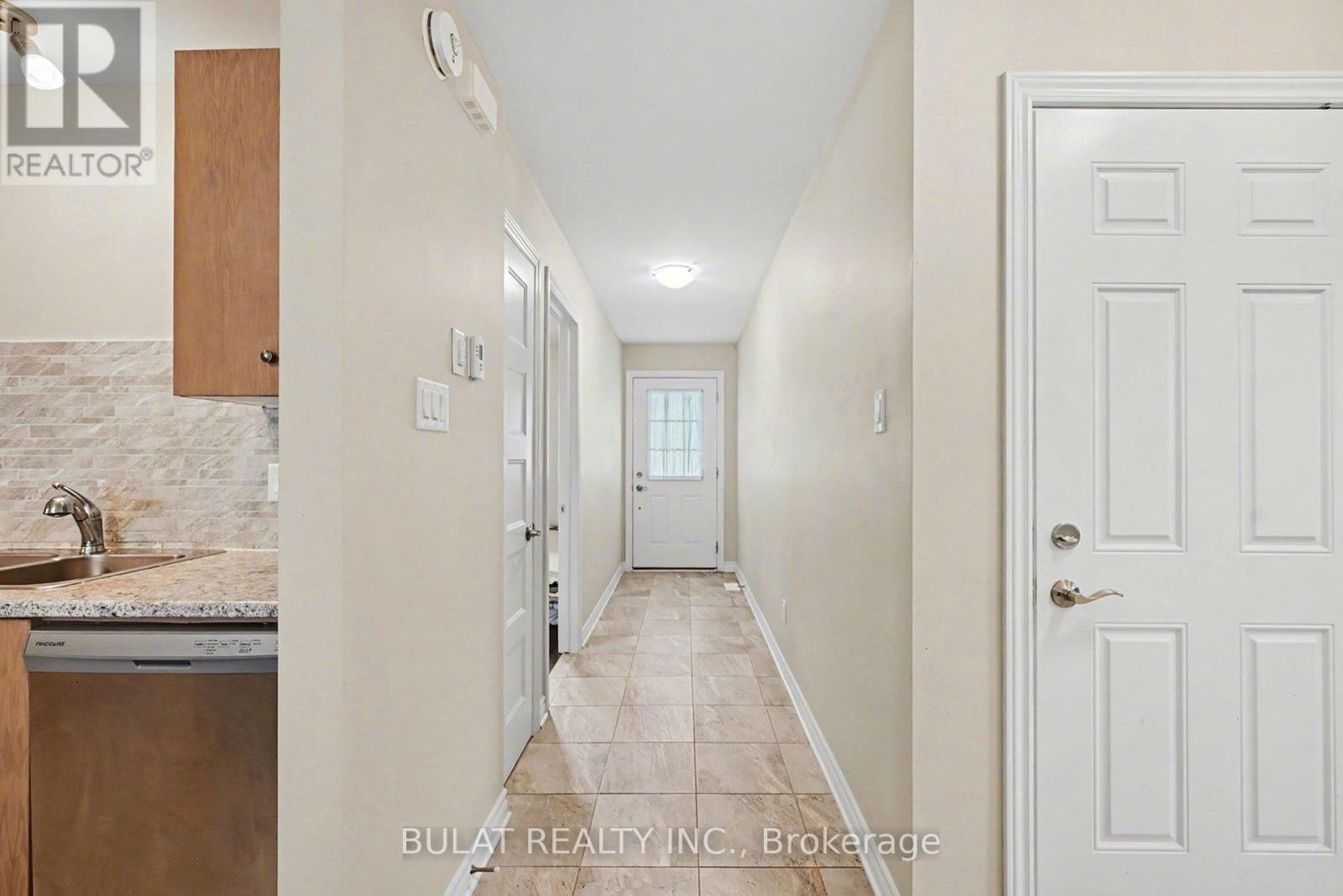 376 SOLSTICE CRESCENT, Russell, Ontario, K0A1W1 — Photo 3