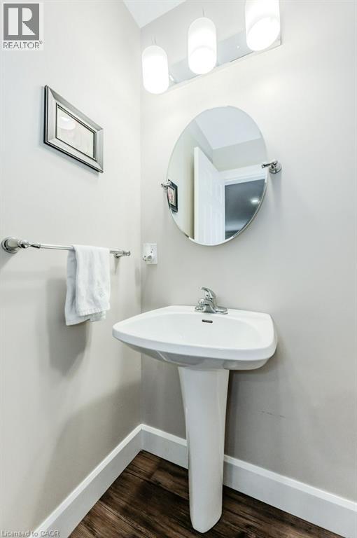 219 CORRIE Crescent, Waterloo, Ontario, N2L5W3 — Photo 18