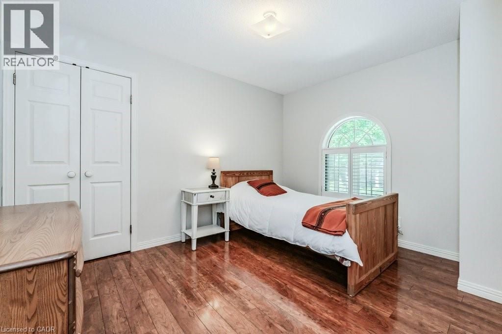 219 CORRIE Crescent, Waterloo, Ontario, N2L5W3 — Photo 22