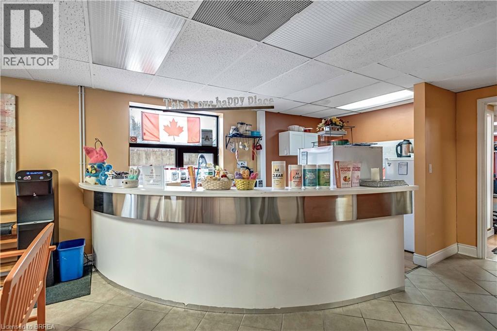 177 PARIS Road Unit# 8, Brantford, Ontario, N3R1J2 — Photo 8