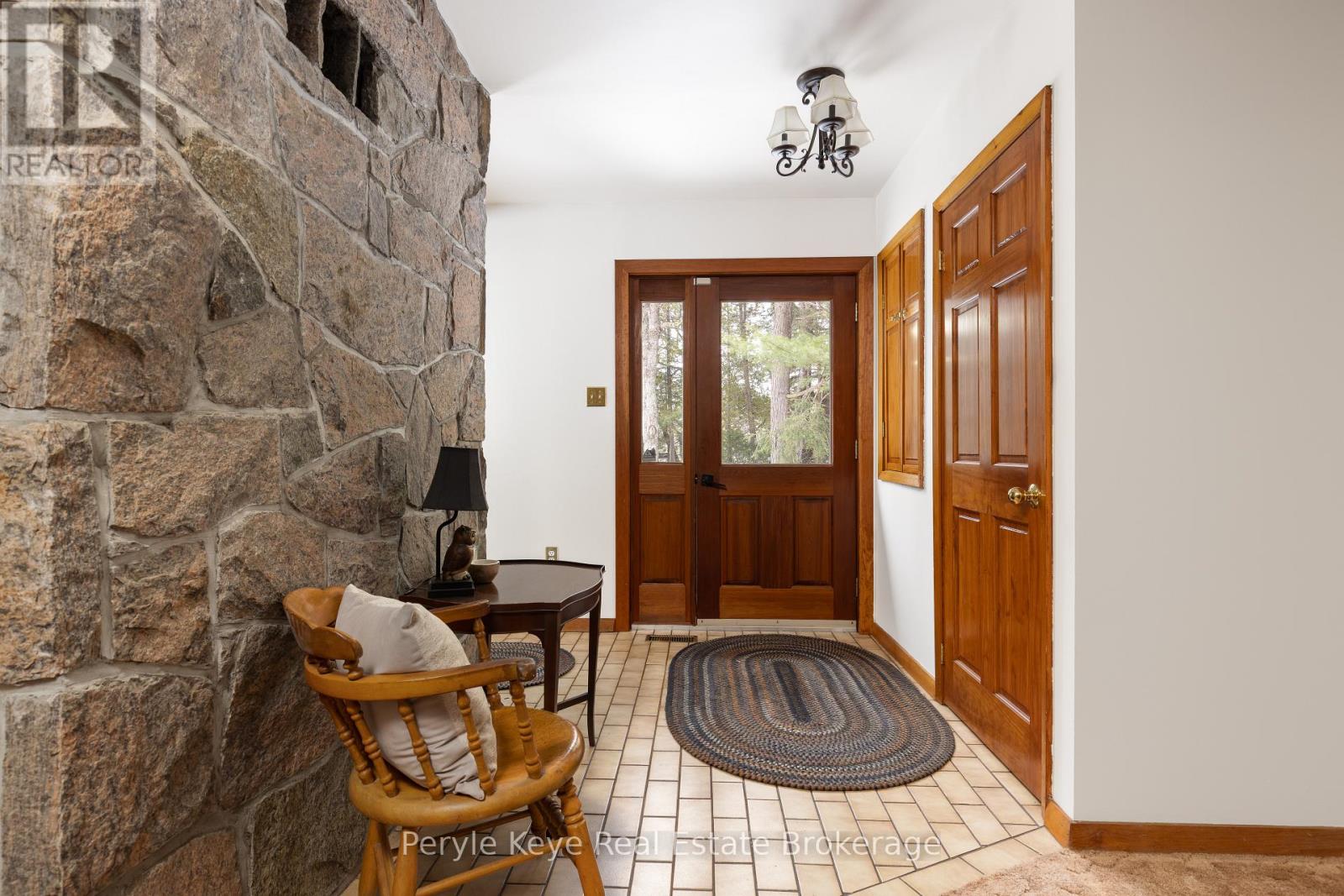 2391 LIMBERLOST ROAD, Lake of Bays (Finlayson), Ontario, P1H2J6 — Photo 13