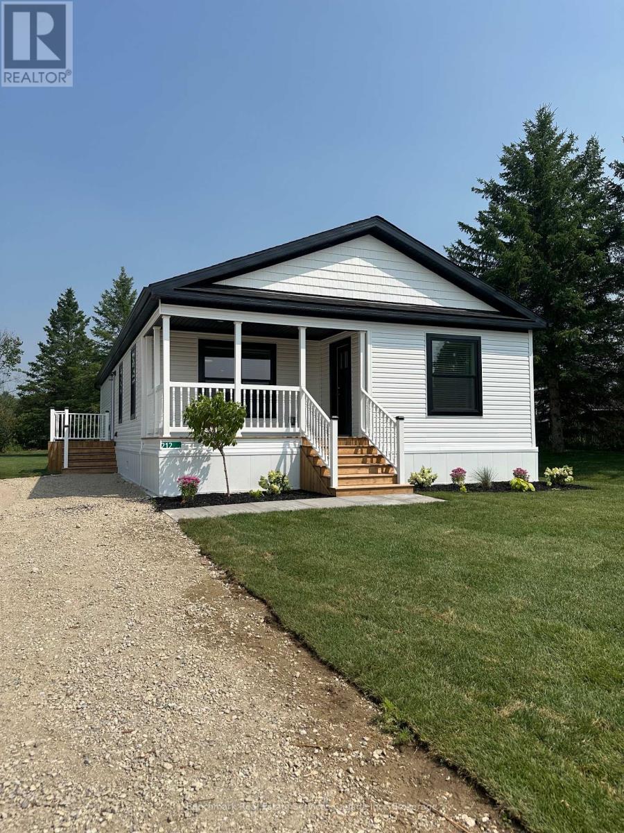 212 SPRUCE DRIVE, West Grey, Ontario, N4N3B8 — Photo 3