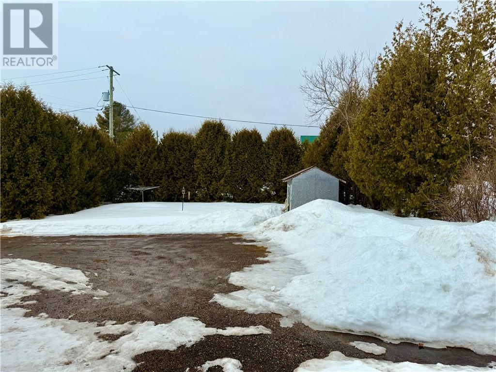 7 Confederation Street, Blind River, Ontario, P0R1B0 — Photo 37