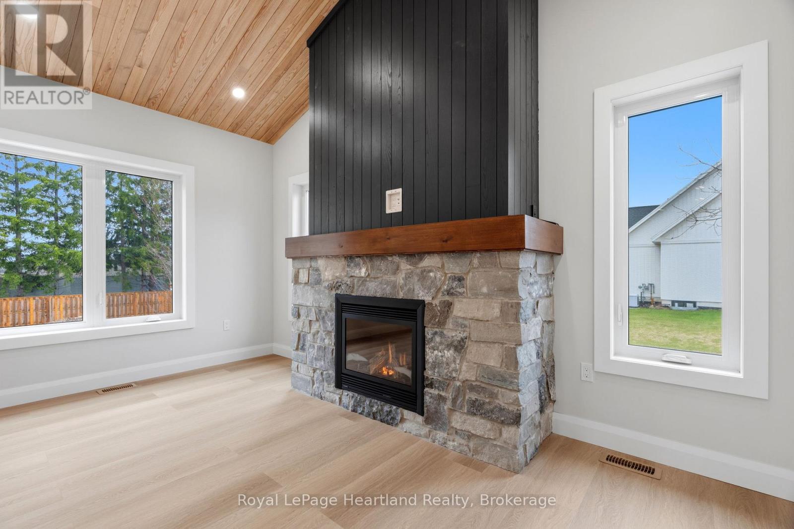 345 TURNBERRY STREET, North Huron (Wingham), Ontario, N0G2W0 — Photo 15