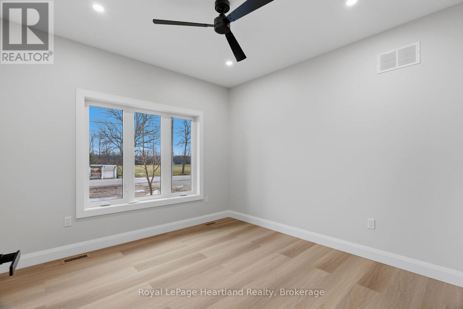 345 TURNBERRY STREET, North Huron (Wingham), Ontario, N0G2W0 — Photo 21