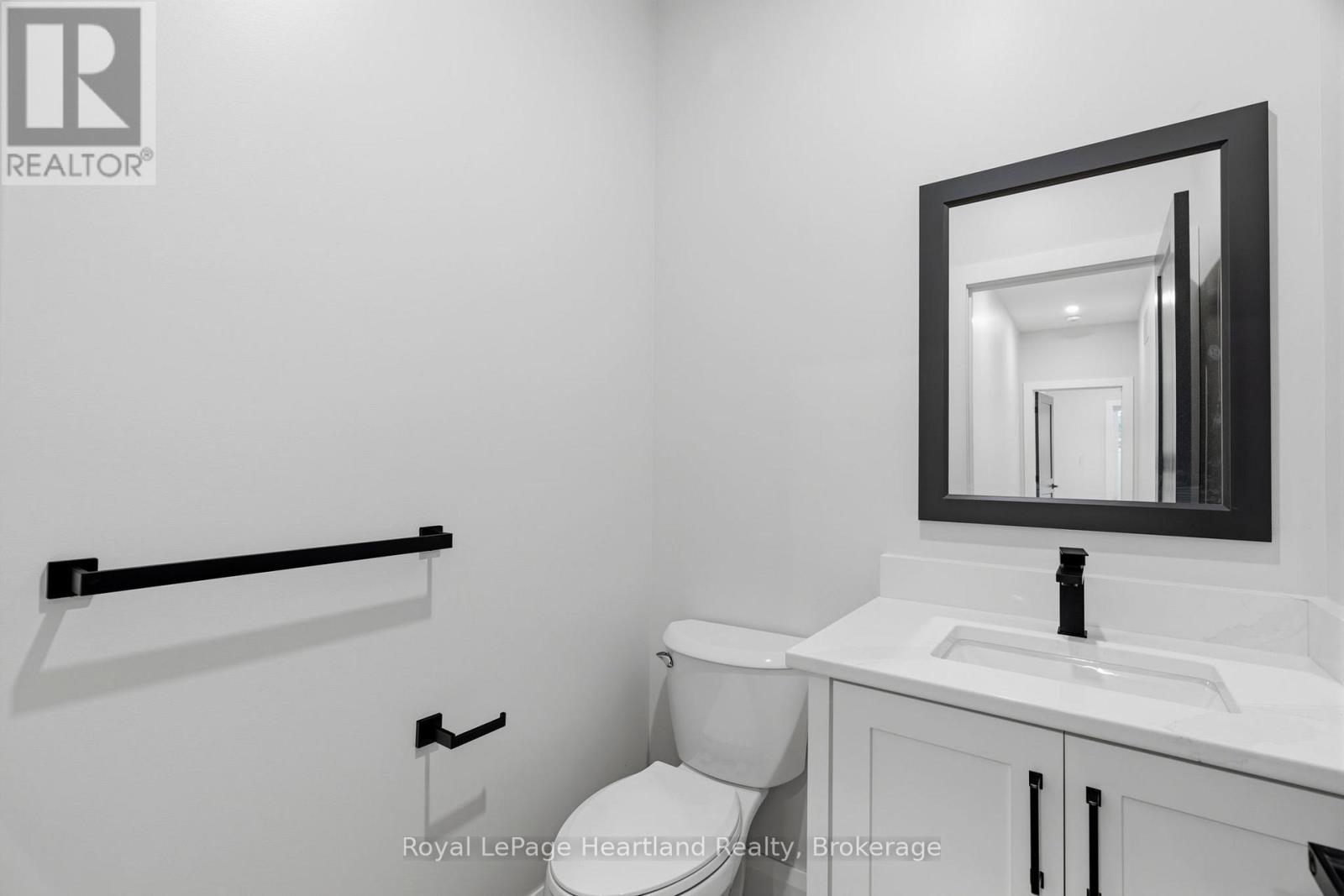 345 TURNBERRY STREET, North Huron (Wingham), Ontario, N0G2W0 — Photo 25