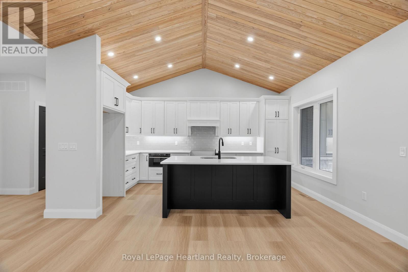 345 TURNBERRY STREET, North Huron (Wingham), Ontario, N0G2W0 — Photo 8