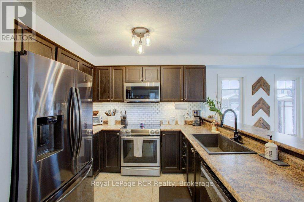 11 GREEN STREET, Mapleton, Ontario, N0G1P0 — Photo 17