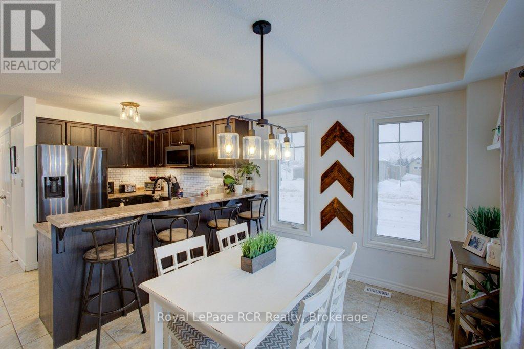 11 GREEN STREET, Mapleton, Ontario, N0G1P0 — Photo 23