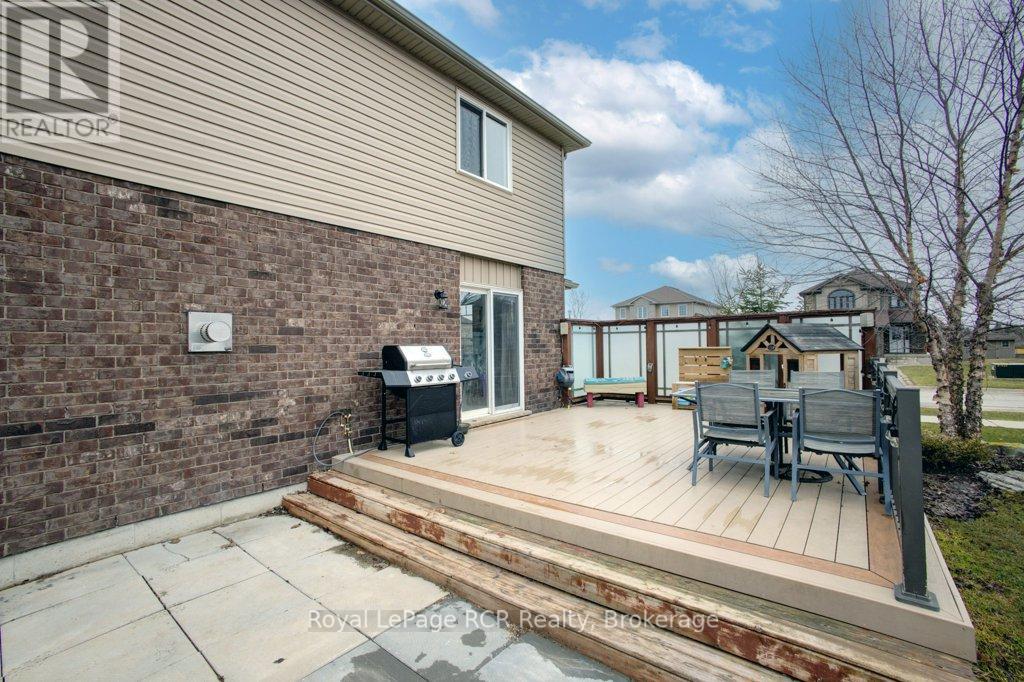 11 GREEN STREET, Mapleton, Ontario, N0G1P0 — Photo 5
