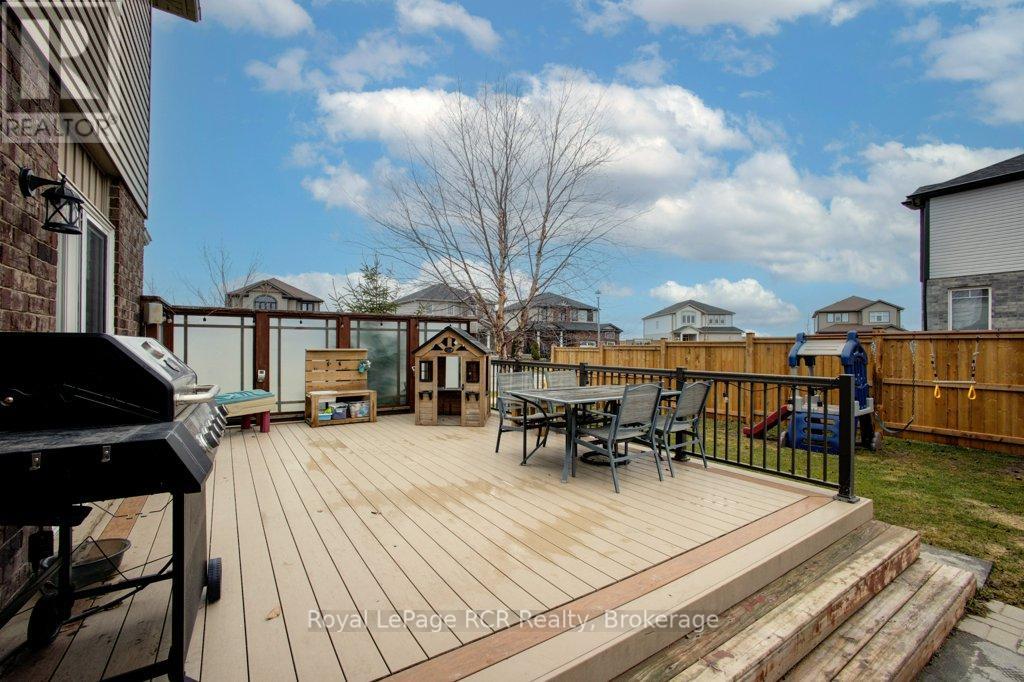 11 GREEN STREET, Mapleton, Ontario, N0G1P0 — Photo 6