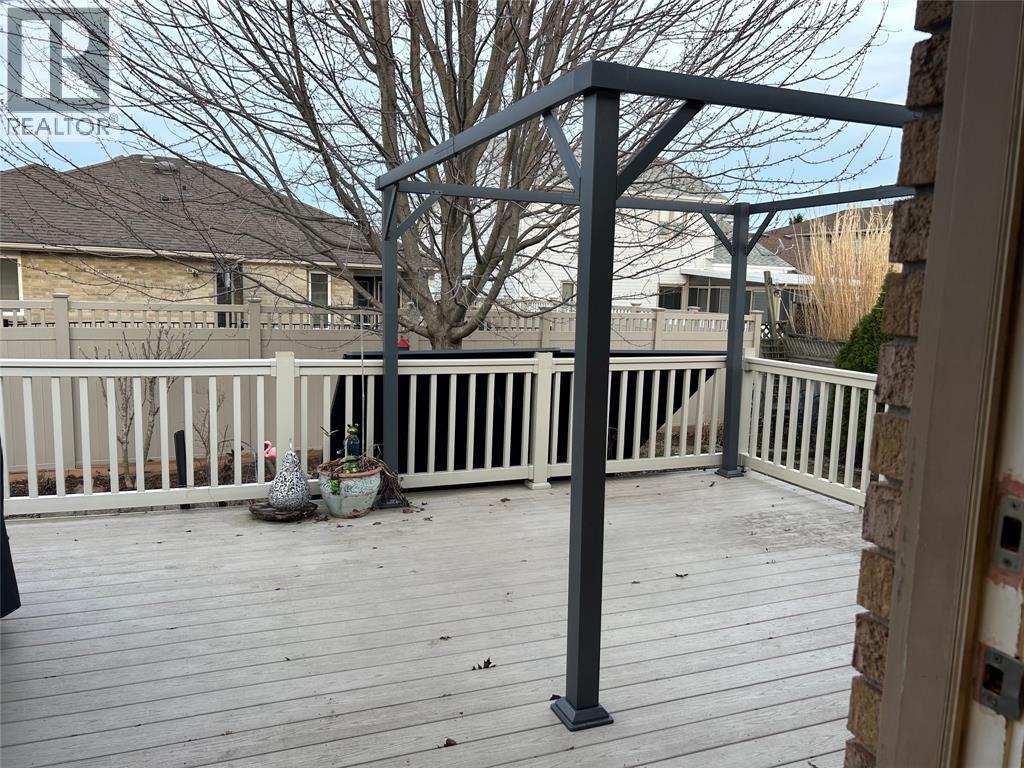 362 Manor COURT, St Clair, Ontario, N0N1G0 — Photo 9