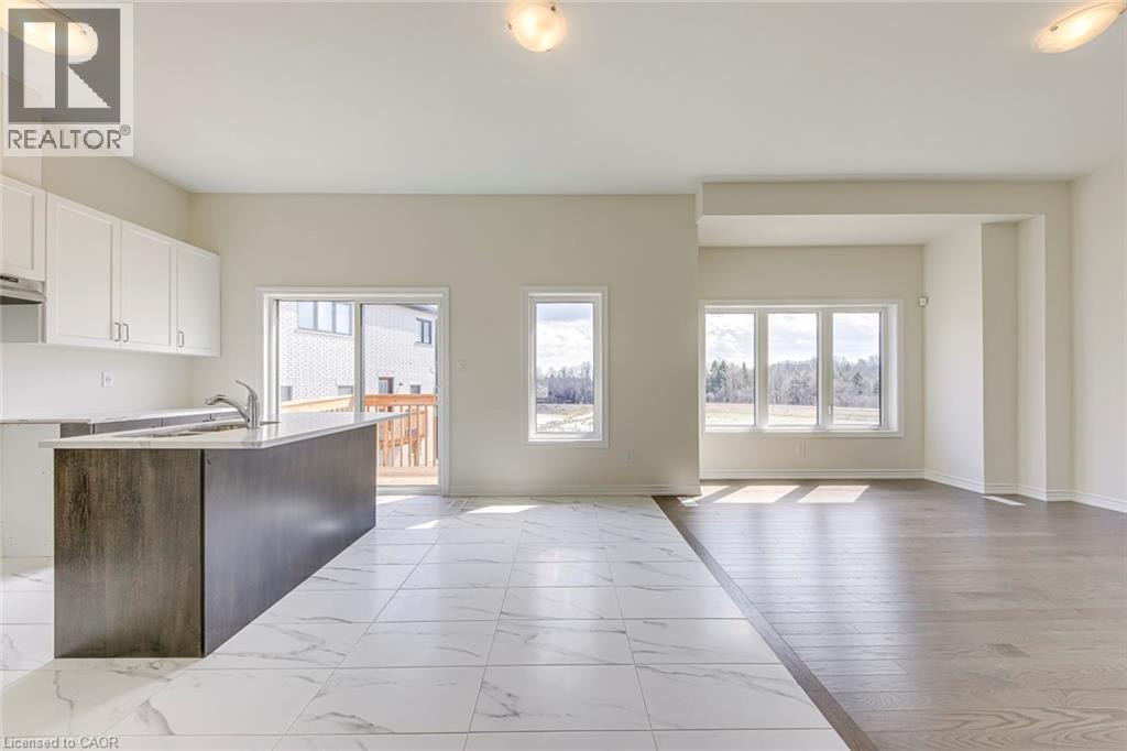 679 CATALINA Manor, Pickering, Ontario, L1X0V2 — Photo 6