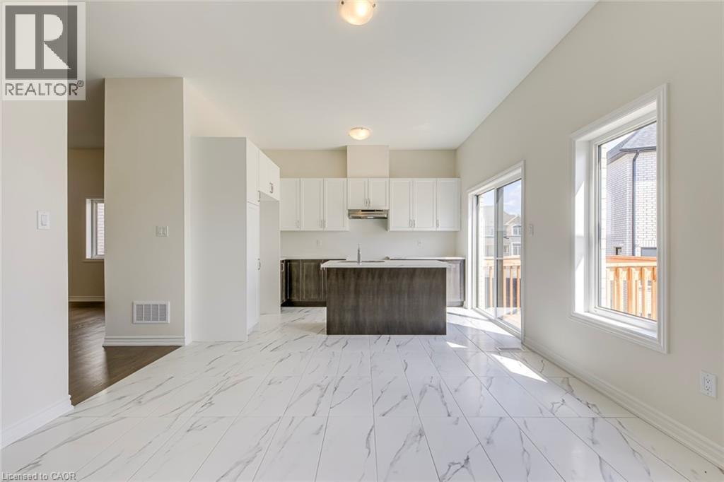 679 CATALINA Manor, Pickering, Ontario, L1X0V2 — Photo 7