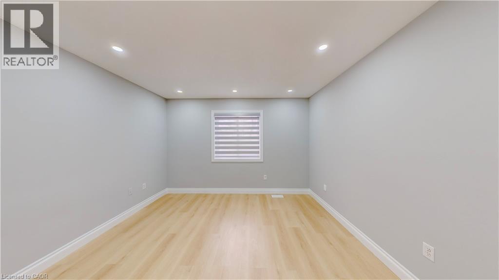 133 WAKE ROBIN Drive, Kitchener, Ontario, N2E3L6 — Photo 20