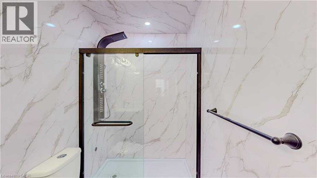 133 WAKE ROBIN Drive, Kitchener, Ontario, N2E3L6 — Photo 23