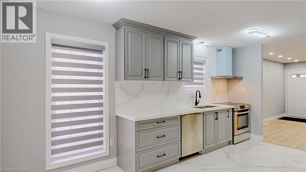 133 WAKE ROBIN Drive, Kitchener, Ontario, N2E3L6 — Photo 9