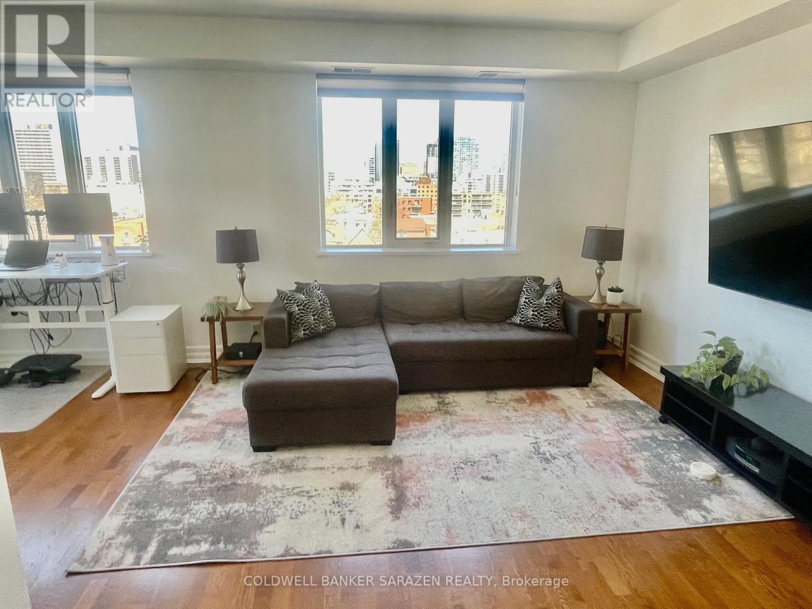 701 - 320 MCLEOD STREET, Ottawa, Ontario, K2P1A3 — Photo 5