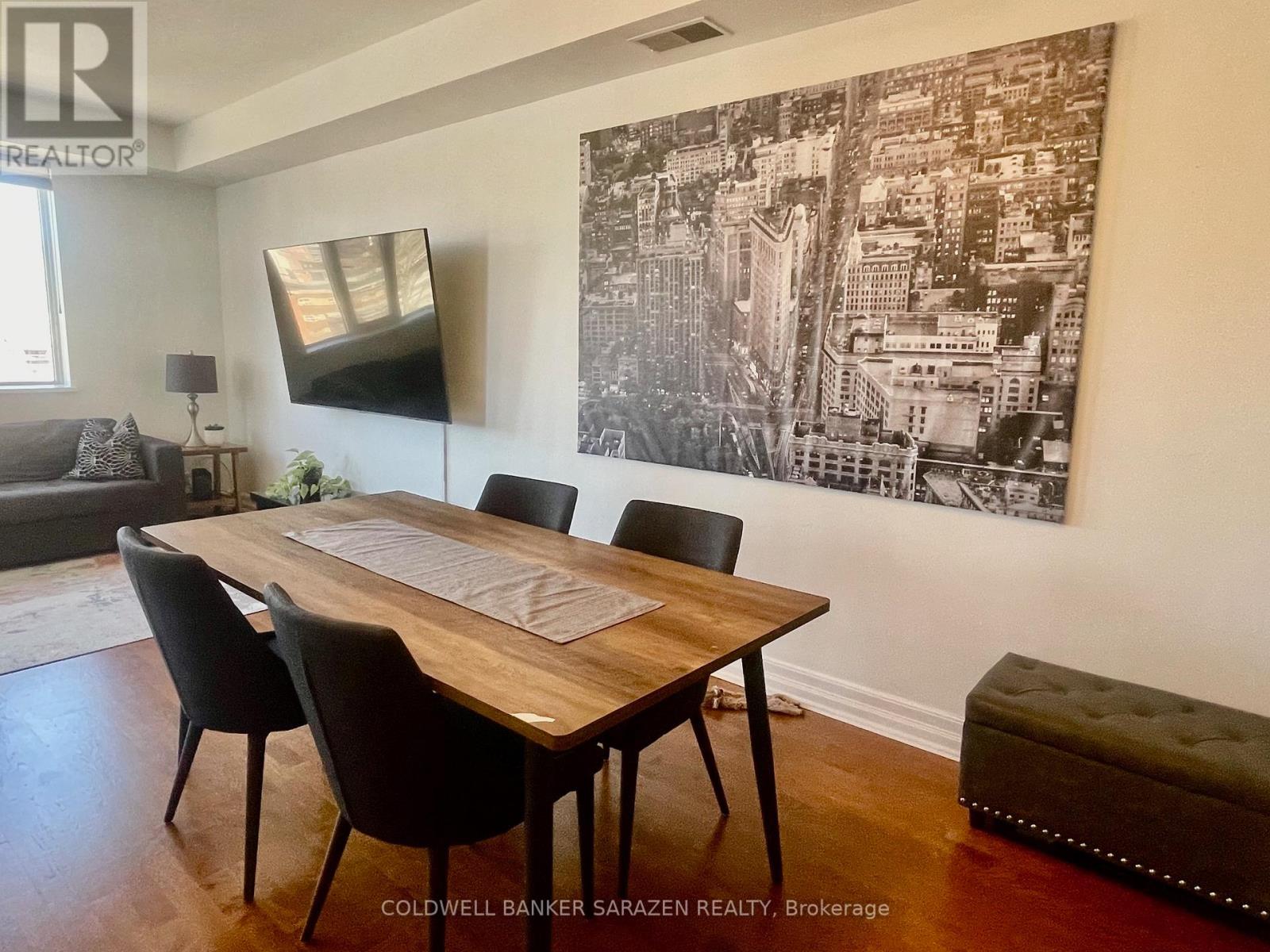 701 - 320 MCLEOD STREET, Ottawa, Ontario, K2P1A3 — Photo 6