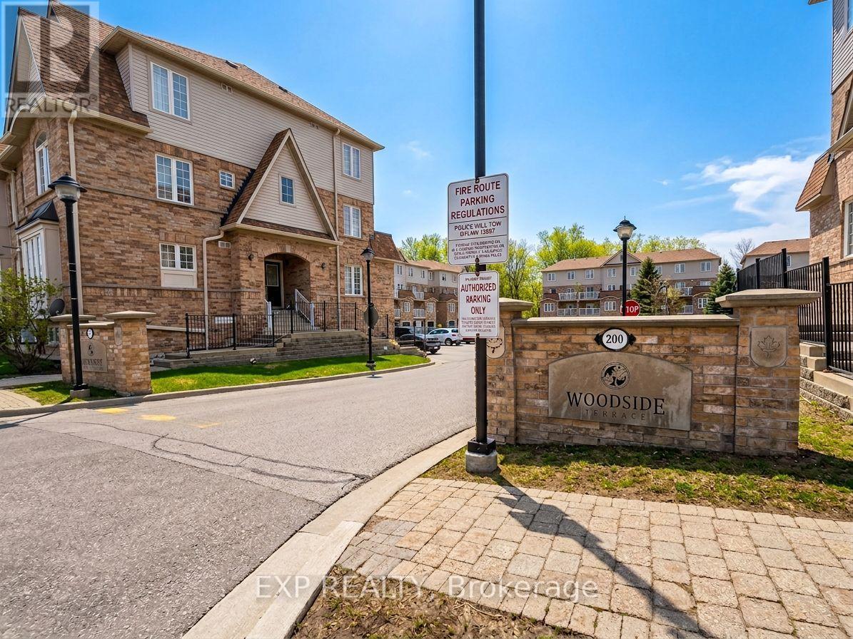 UNIT 13 - 200 MCLEVIN AVENUE, Toronto (Malvern), Ontario, M1B6C6 — Photo 3