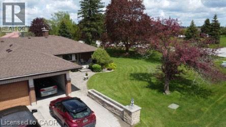 11 LLOYD Street, Wingham, Ontario, N0G2W0 — Photo 2