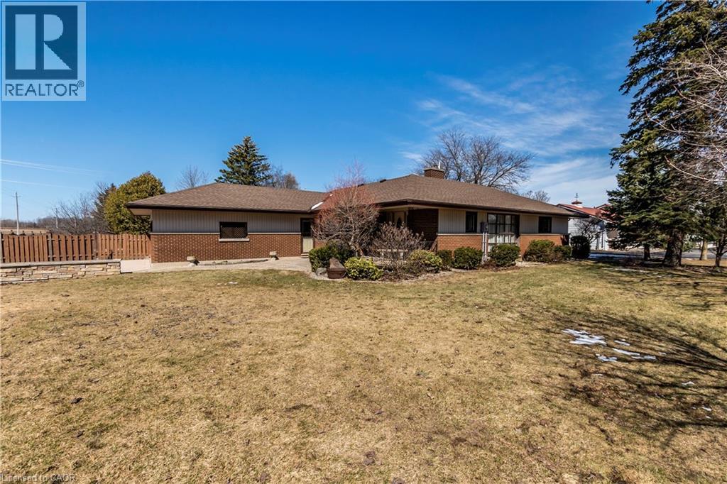 11 LLOYD Street, Wingham, Ontario, N0G2W0 — Photo 4