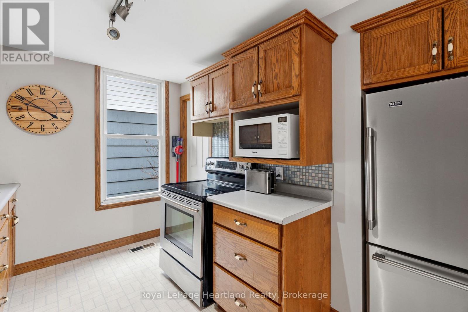 140 RATTENBURY STREET W, Central Huron (Clinton), Ontario, N0M1L0 — Photo 19