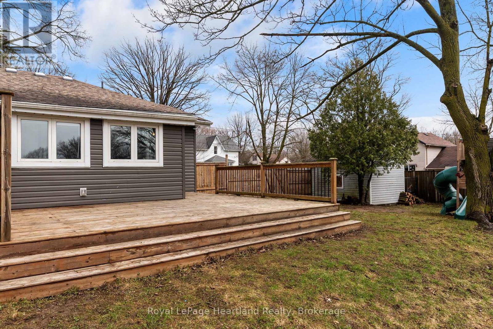 140 RATTENBURY STREET W, Central Huron (Clinton), Ontario, N0M1L0 — Photo 31