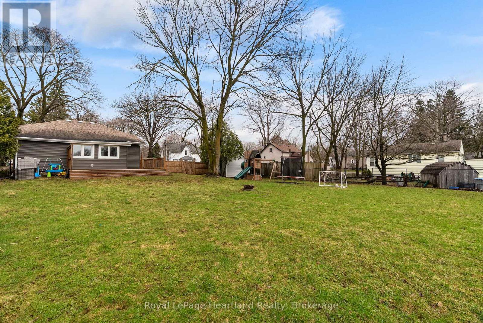 140 RATTENBURY STREET W, Central Huron (Clinton), Ontario, N0M1L0 — Photo 32