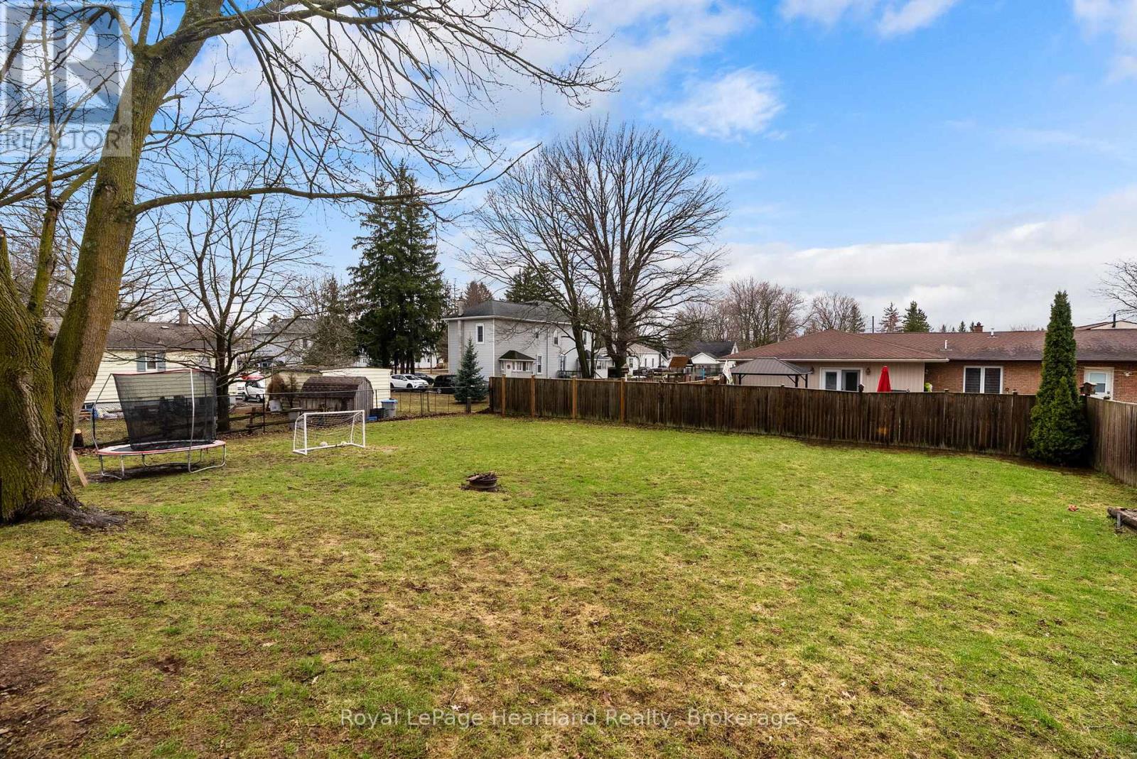 140 RATTENBURY STREET W, Central Huron (Clinton), Ontario, N0M1L0 — Photo 33